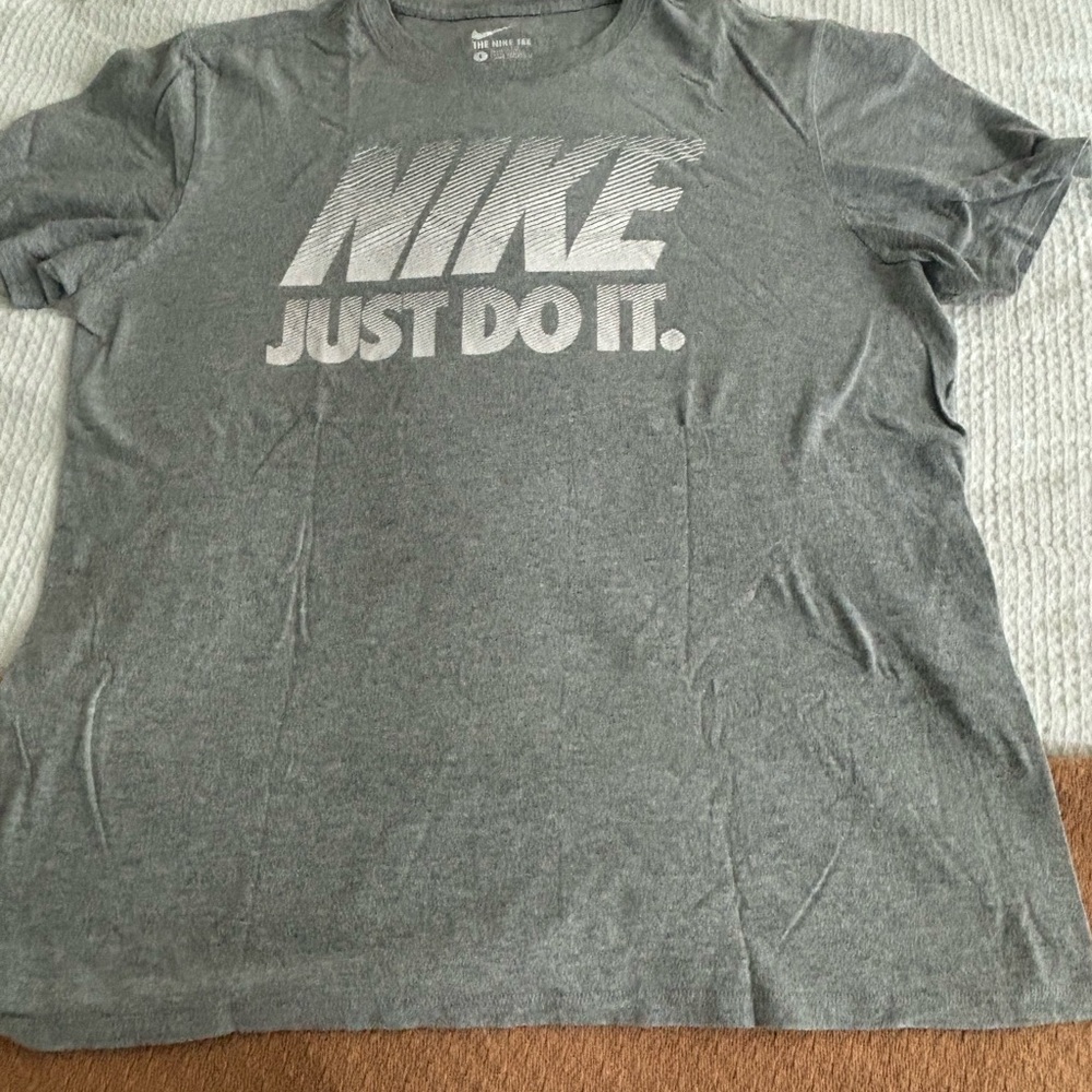 Nike Heather Gray Tee with Logo